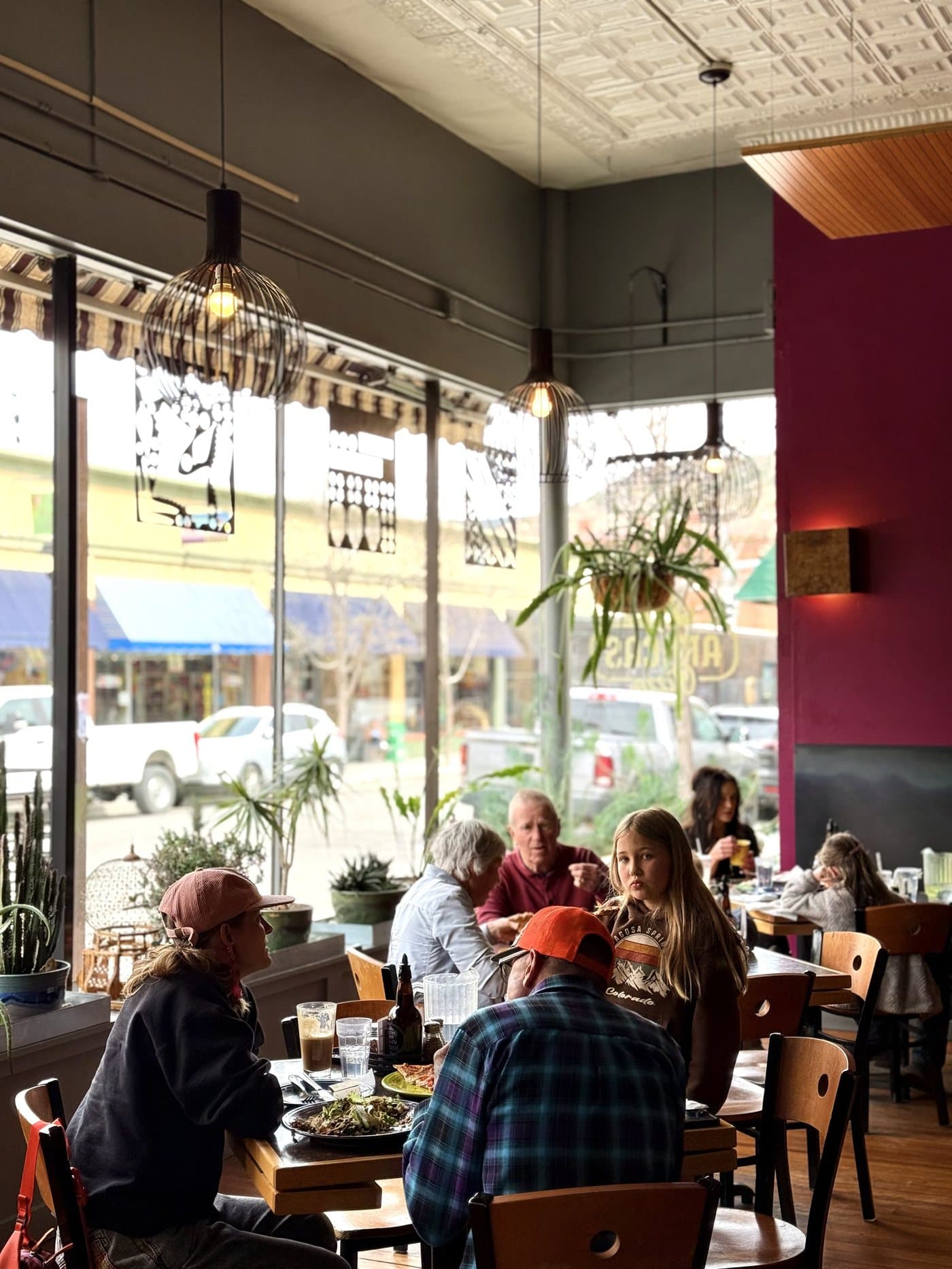 Amicas Pizza & Microbrewery